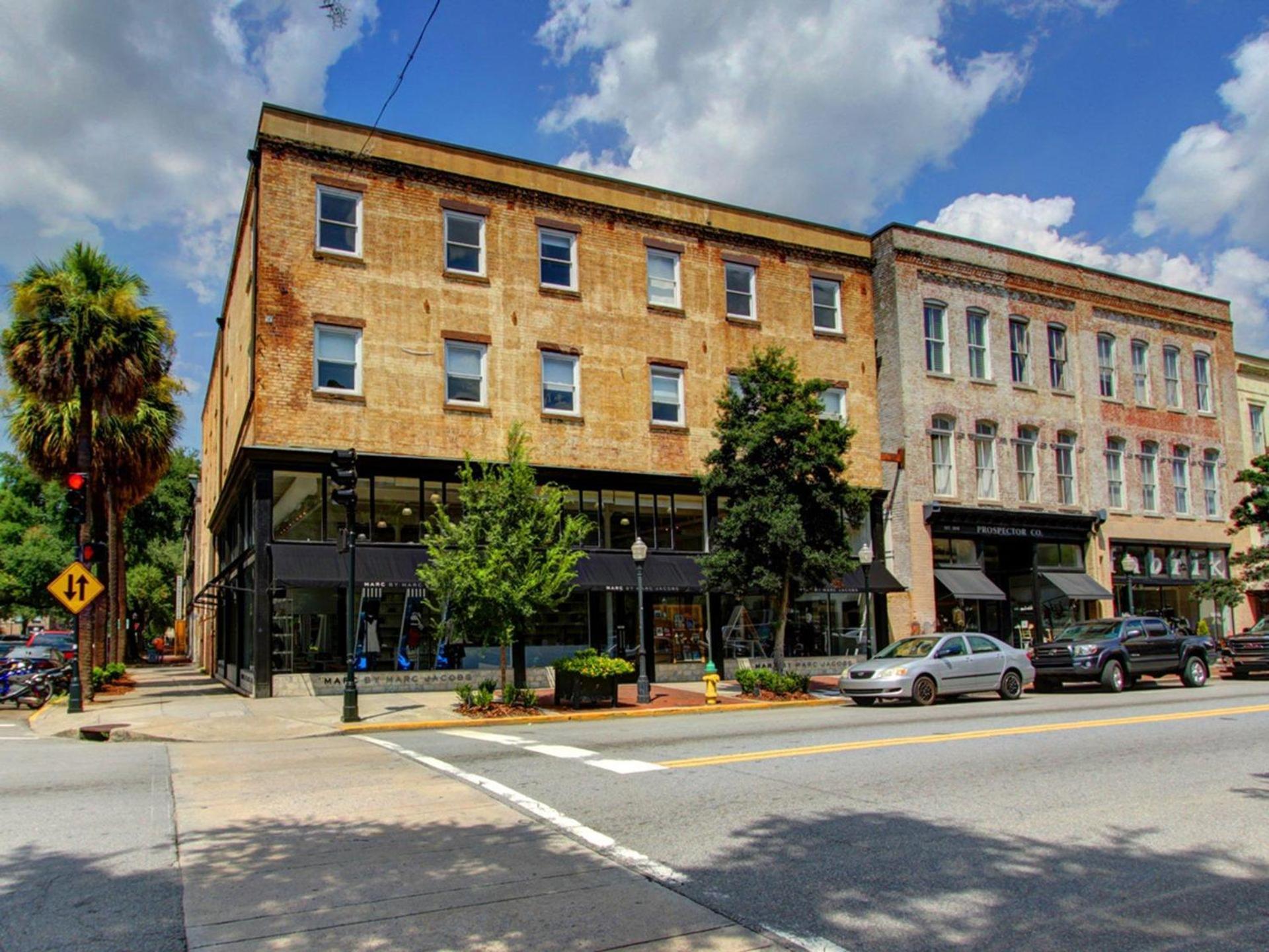 Soho Suite Savannah Exterior photo